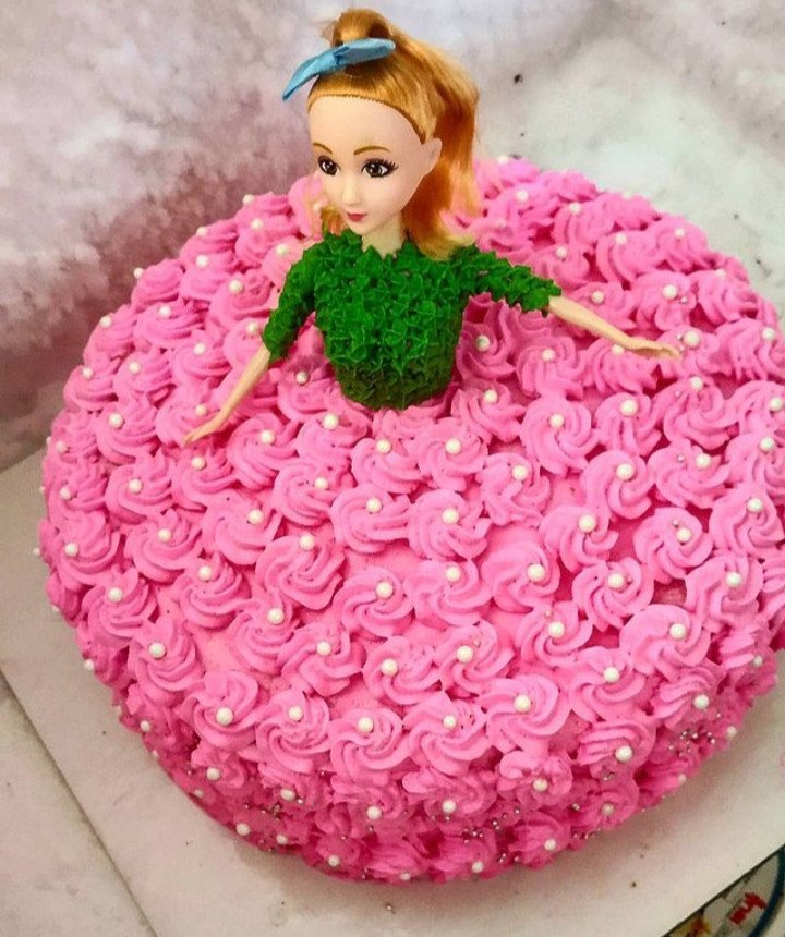 Doll Strawbery Cream Cake (1 kg)
